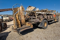 DSC_3386_Double-decker_Bus This double-decker bus needs some restoration.